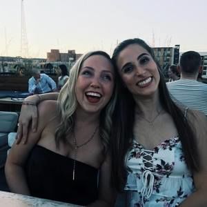 Meet your Posher, Caroline